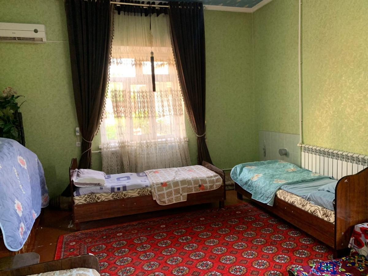 Muharram Homestay In The Neighborhood Of The Registan Square, 家族 ゲストハウス Samarkand Exterior foto