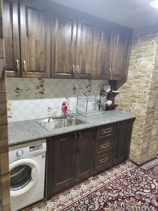 Muharram Homestay In The Neighborhood Of The Registan Square, 家族 ゲストハウス Samarkand Exterior foto