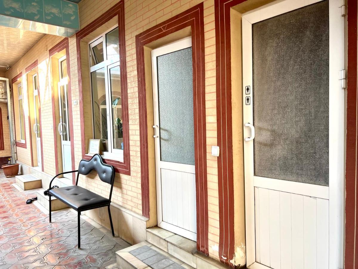Muharram Homestay In The Neighborhood Of The Registan Square, 家族 ゲストハウス Samarkand Exterior foto